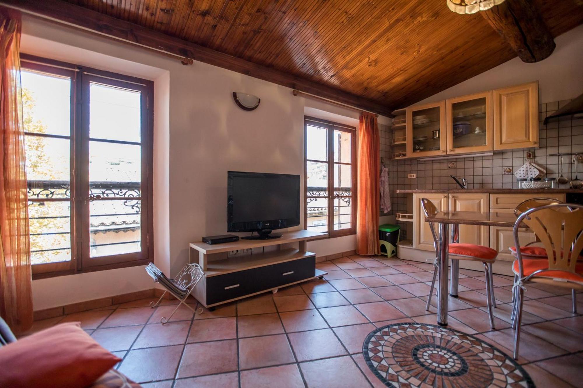 Le Suquet Style Ii By Connexion Appartement